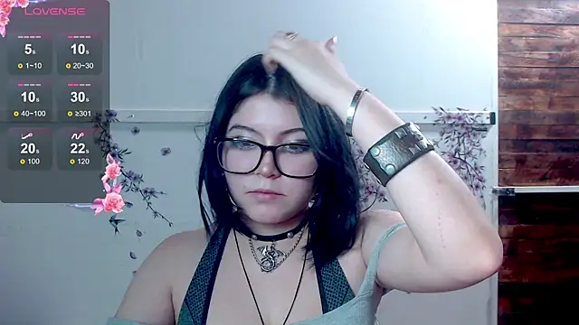 Ginebra_Sensual élő XXX-chatje