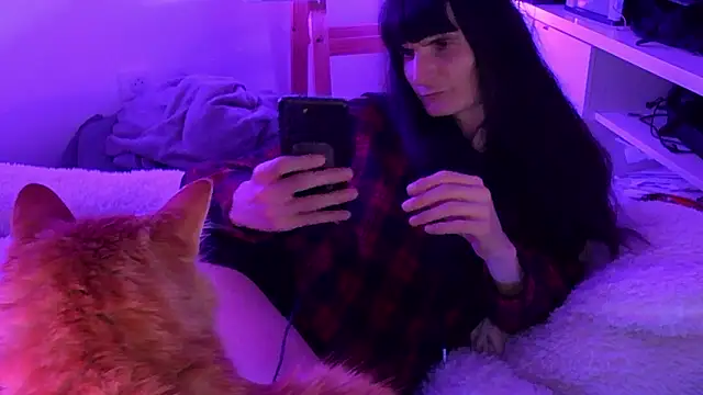 CeriseLapine's Live XXX Chat