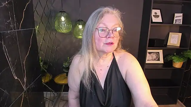 NataliMellow 即時 XXX 聊天