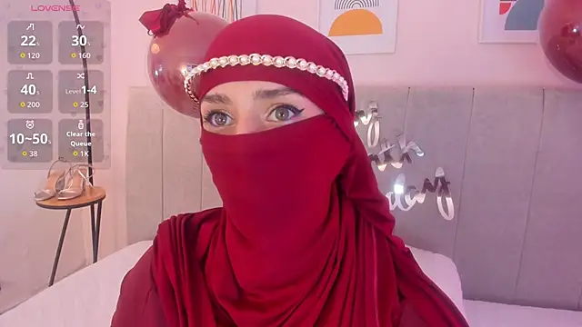 rawiya Adlı Modelin Canlı XXX Sohbeti