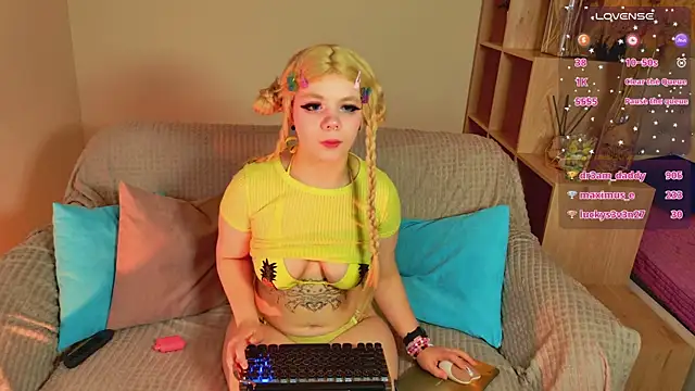 Waifu_Ketrin Chat XXX in diretta