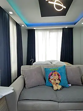 Chatroom XXX en direct de evasweett__