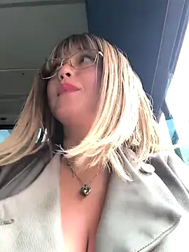 Chatroom XXX en direct de Katy__A