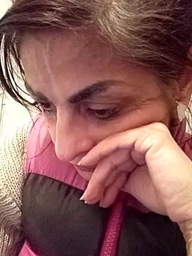 XXX chat uživo modela ChantalXOrchid