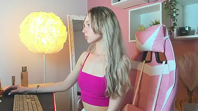 LuluAlisのライブXXXチャット