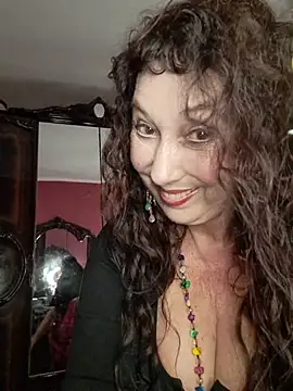 Chat +18 de GypsyEsmeralda ao vivo