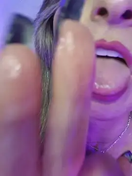 marilyn_love6969's Live XXX Chat