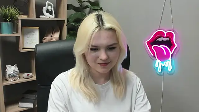 SweetLilyxo: απευθείας συνομιλία ΧΧΧ