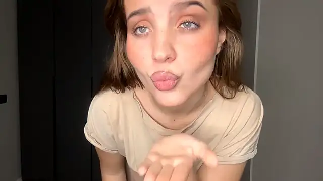 Chat XXX ao vivo de LowriseZiziphus