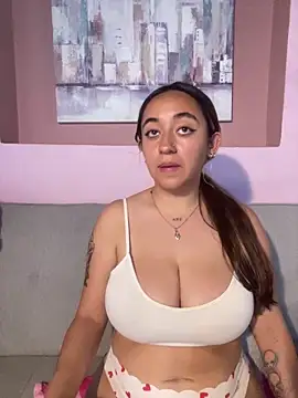 Im_Luuu's Live XXX Chat