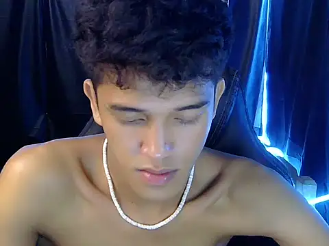 hugekenbigcock 라이브 XXX 채팅