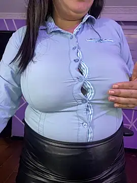 MiiaaJoness Webcam Show