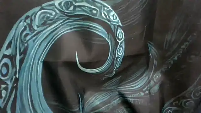 den-rock4u: διαδικτυακό σόου στην κάμερα