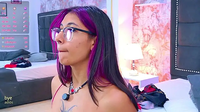 Raven_Gloomy's Live XXX Chat