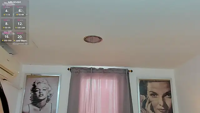 Beautyari_ élő XXX-chatje