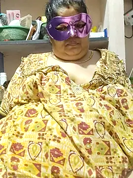 tamilthanushri লাইভ XXX চ্যাট