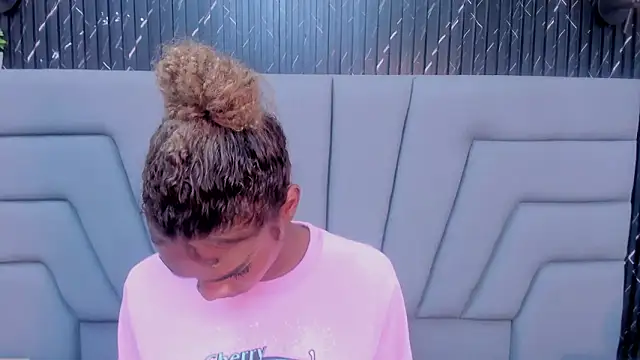 NaomiSteward Adlı Modelin Web Kamerası Şovu