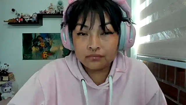 Shaddycute_'s Live XXX Chat