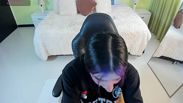 Онлайн чат XXX Celeste_Rous__