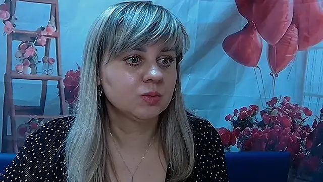 VeronicaSvitt's Live XXX Chat