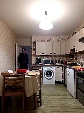 Perv10: διαδικτυακό σόου στην κάμερα