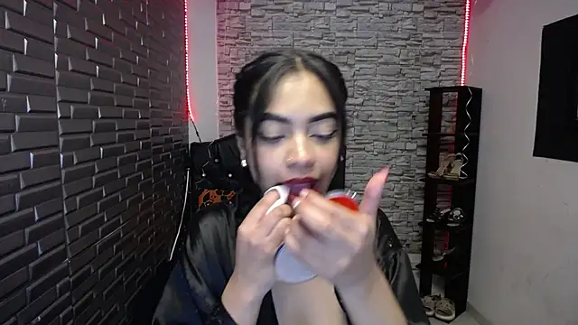 keizy__conte's Live XXX Chat