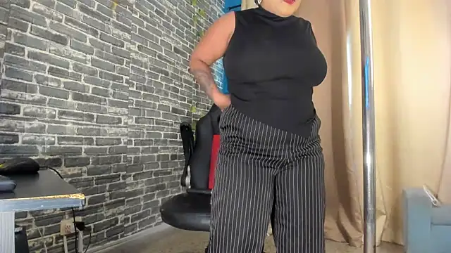 Chat +18 de iam_samy_ ao vivo