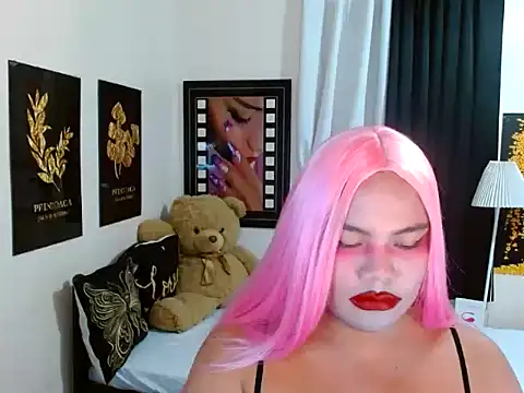 TSbrianaHugeCock Pertunjukan Webcam