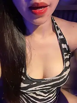 Yumii_09's Live XXX Chat