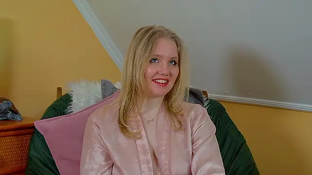 EmilyEvanse's Live XXX Chat