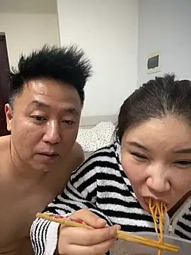 xiaoyu-10のライブXXXチャット