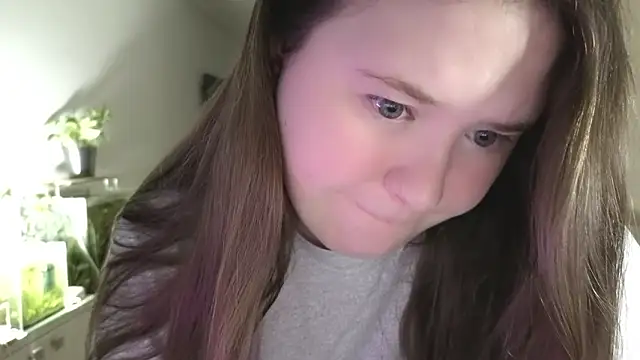 Chat +18 de remirann_ ao vivo