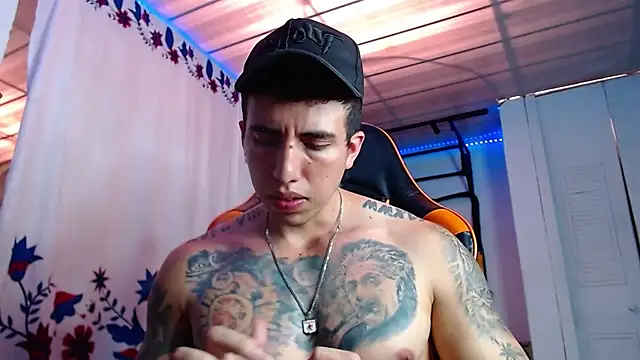 Adam_Hudsond's Live XXX Chat