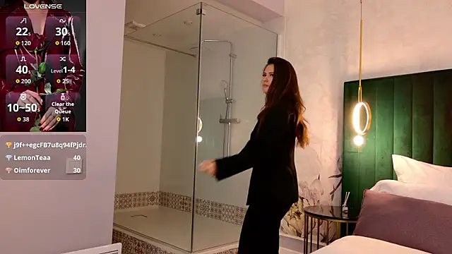 milaleoneli: απευθείας συνομιλία ΧΧΧ