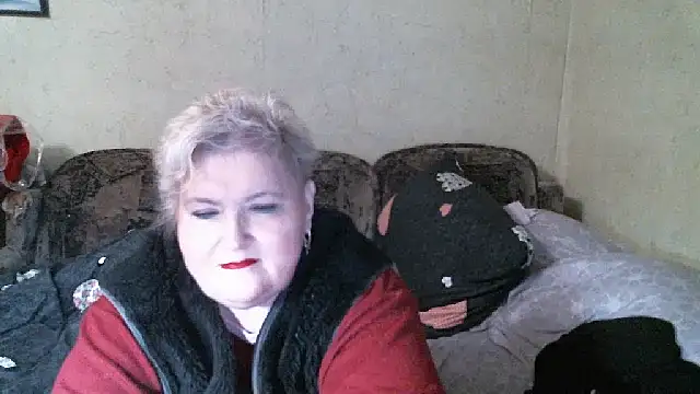 Pokazy przed kamerką – Lana555