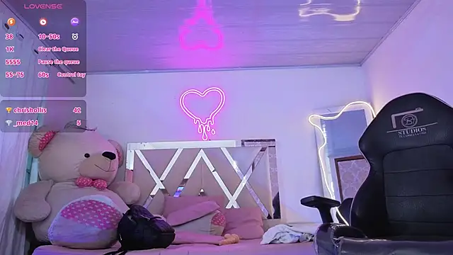 Онлайн чат XXX SABRIINA_TAY