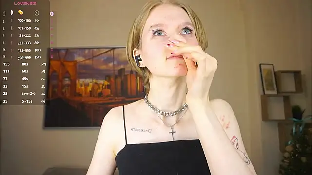 ToyaPletz's Live XXX Chat