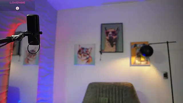 TaylerCross_ Show Webcam