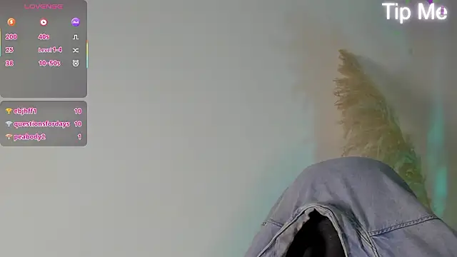 april_dumont 即時 XXX 聊天