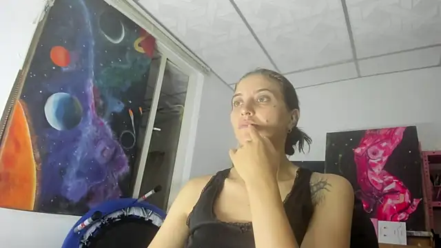 mariecam420 Adlı Modelin Canlı XXX Sohbeti