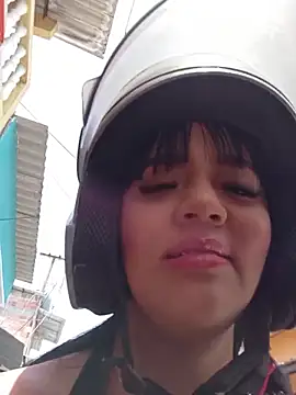 Katy_RoseX élő XXX-chatje