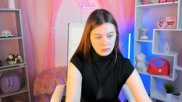 CelestineMauriac Chat XXX in diretta