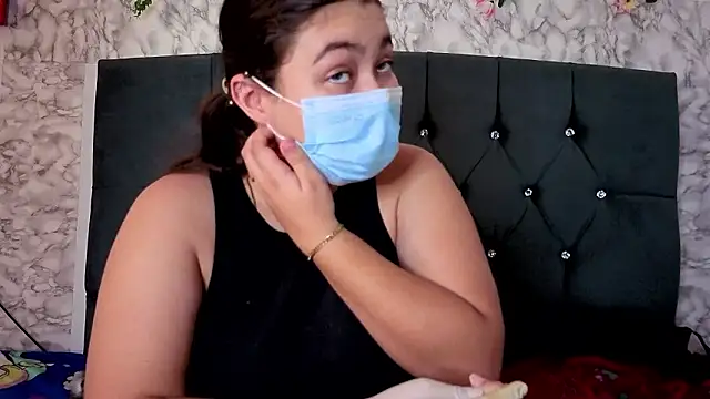 Онлайн чат XXX Mikaellaginx