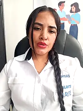 MAYE__13 webkamerás műsora