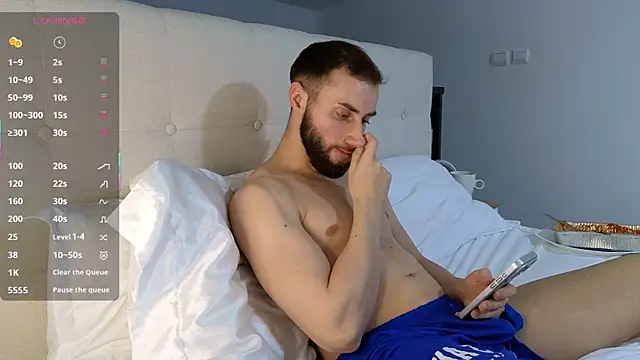 RyanStorm_: διαδικτυακό σόου στην κάμερα