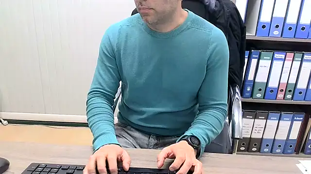 Evasionee webkamerás műsora