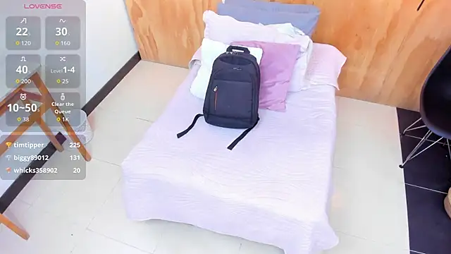 milavega_ Chat XXX live