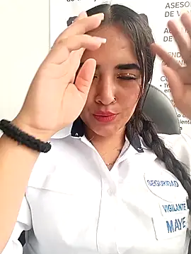 MAYE__13's Live XXX Chat