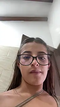 Arilw 现场XXX聊天