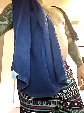 MrBiggBallz webkamerás műsora